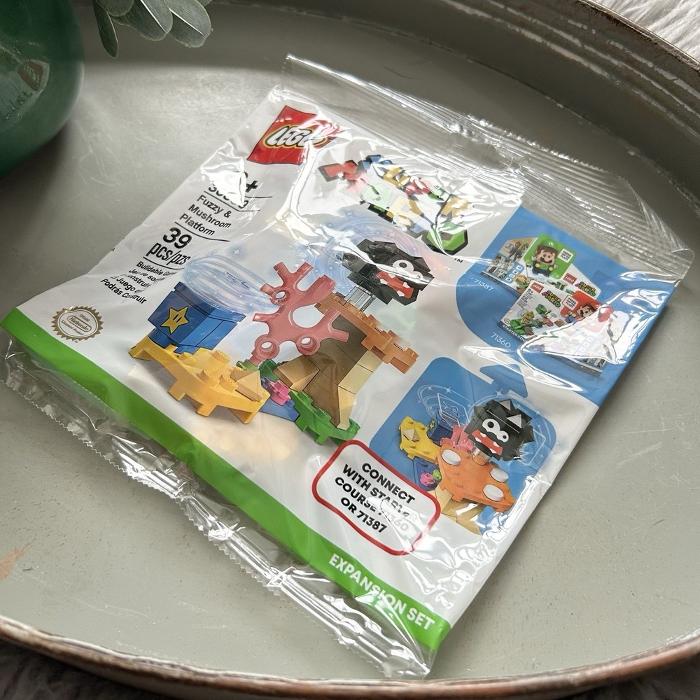 LEGO Super Mario: Fuzzy & Mushroom Platform (30389) Expansion Set Polybag NEW - Picture 3 of 5